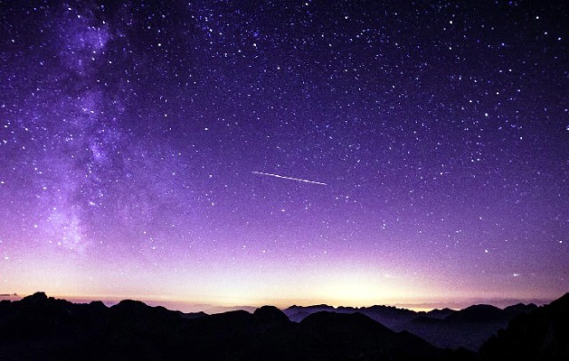 ハレー彗星の贈り物 みずがめ座η流星群 | ウェザーニュース